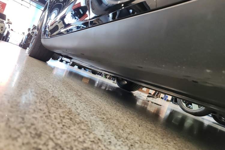 Used Tesla Model Y 2021 Long-Range All-Wheel-Drive Version Left Side Sill