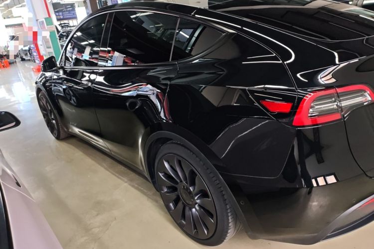 Used Tesla Model Y 2021 Performance High-Performance All-Wheel-Drive Version Left Side