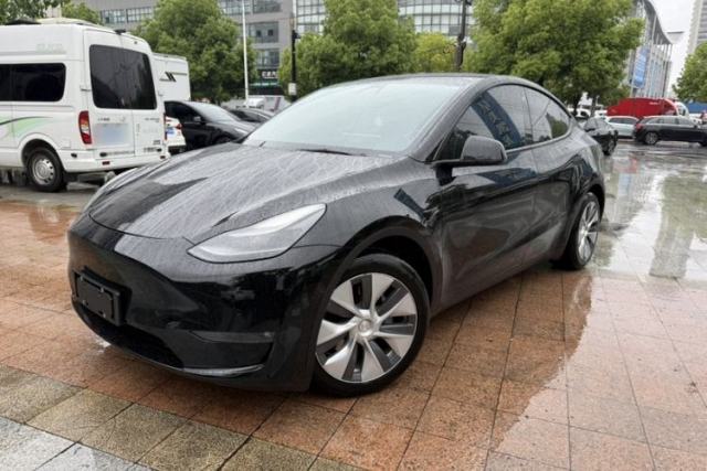 Used Tesla Model Y 2021 Standard Range Rear-Wheel Drive Version
