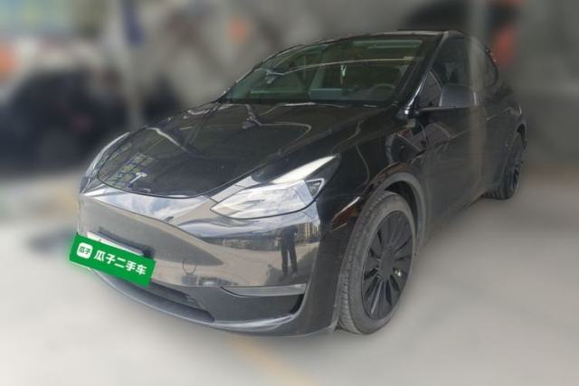 Used Tesla Model Y 2021 Long-Range All-Wheel-Drive Version