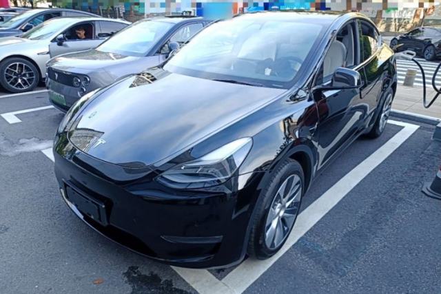 Used Tesla Model Y 2021 Standard Range Rear-Wheel Drive Version