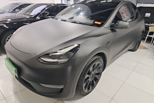 Ojetý Tesla Model Y 2021 Standard Range Rear-Wheel Drive Version
