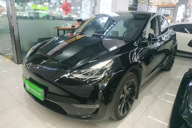 Used Tesla Model Y 2021 Long-Range All-Wheel-Drive Version 3D7