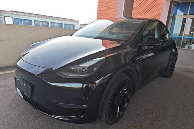 Used Tesla Model Y 2021 Standard Range Rear-Wheel Drive Version