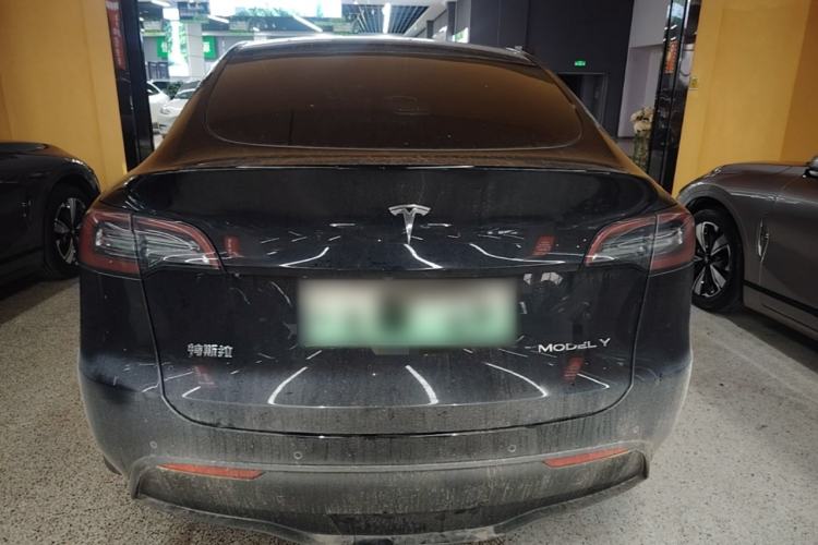 Used Tesla Model Y 2021 Long-Range All-Wheel-Drive Version Rear