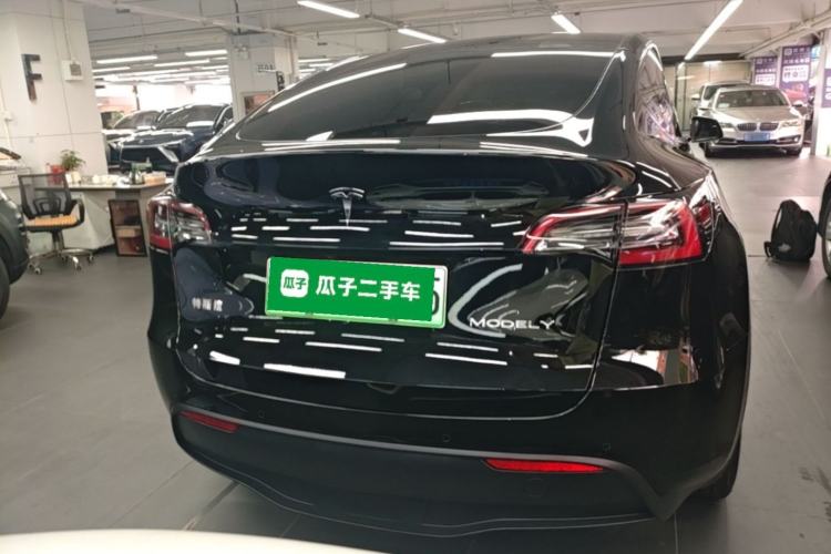 Used Tesla Model Y 2021 Long-Range All-Wheel-Drive Version 3D7 Rear