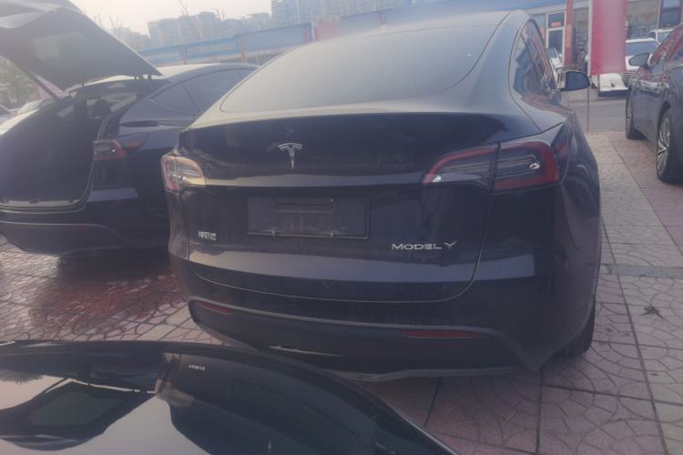 Used Tesla Model Y 2021 Long-Range All-Wheel-Drive Version 3D7 Rear