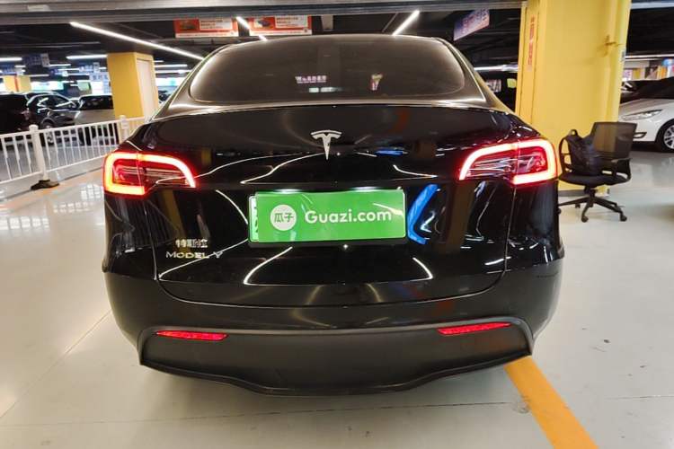 Used Tesla Model Y 2021 Long-Range All-Wheel-Drive Version 3D7 Rear