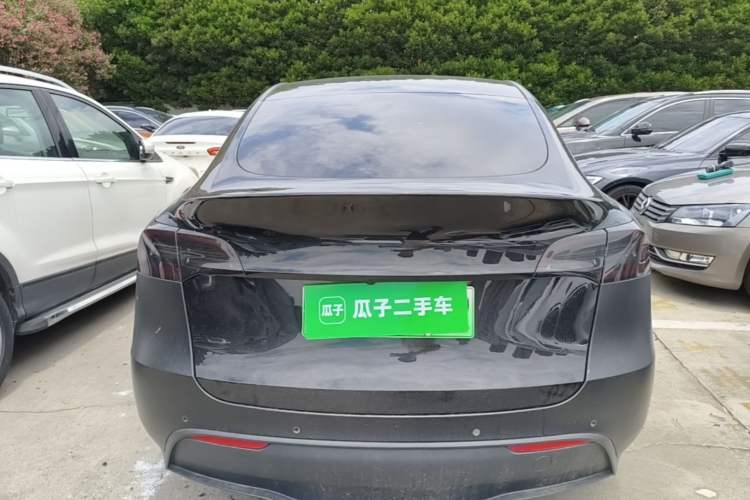 Used Tesla Model Y 2021 Long-Range All-Wheel-Drive Version Rear