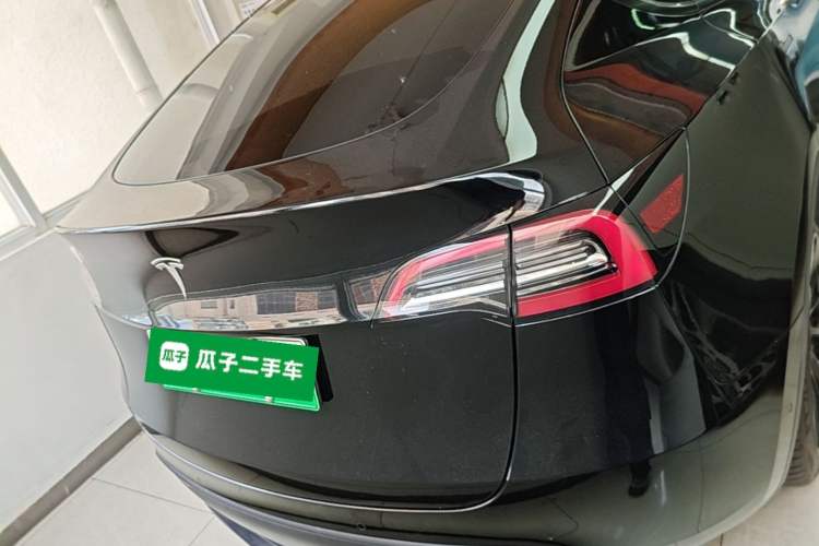 Used Tesla Model Y 2021 Standard Range Rear-Wheel Drive Version Rear