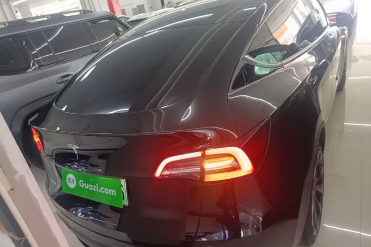 Used Tesla Model Y 2021 Standard Range Rear-Wheel Drive Version Rear