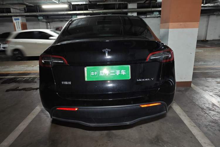 Used Tesla Model Y 2021 Long-Range All-Wheel-Drive Version Rear