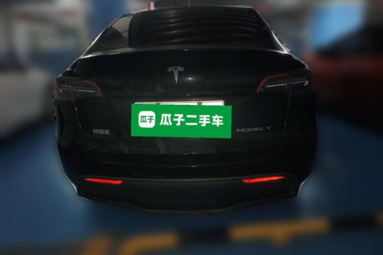 Used Tesla Model Y 2021 Standard Range Rear-Wheel Drive Version Rear