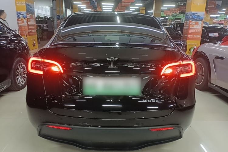 Used Tesla Model Y 2021 Long-Range All-Wheel-Drive Version Rear
