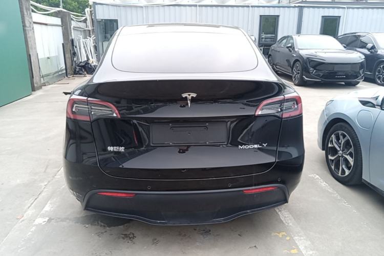Used Tesla Model Y 2021 Long-Range All-Wheel-Drive Version Rear