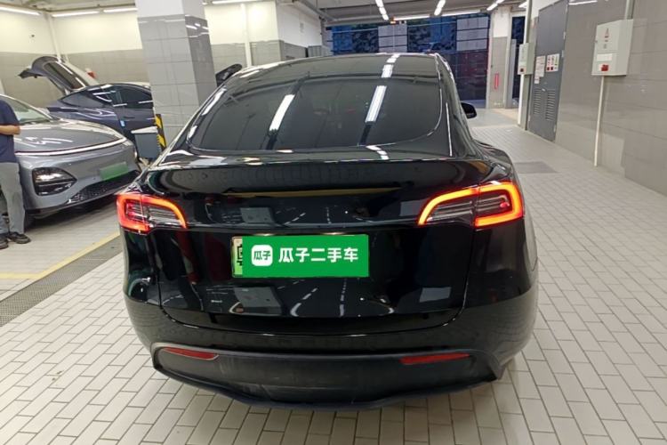 Used Tesla Model Y 2021 Long-Range All-Wheel-Drive Version Rear