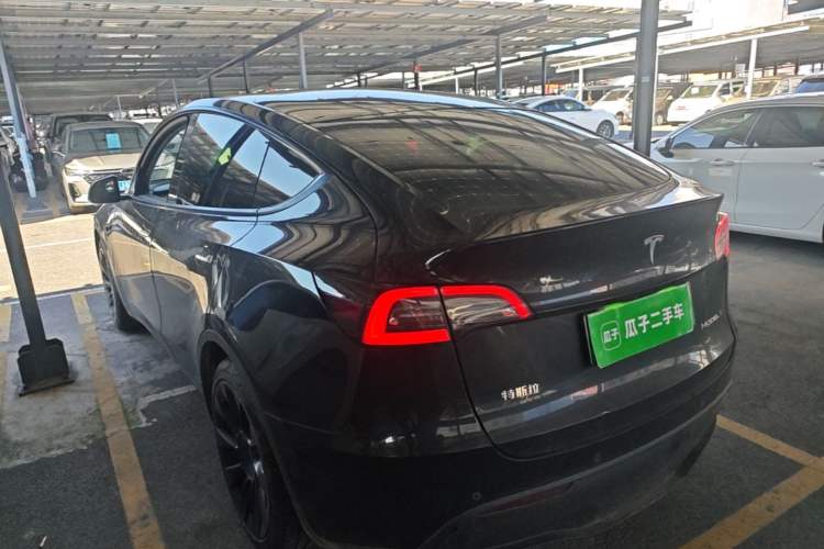 Used Tesla Model Y 2021 Standard Range Rear-Wheel Drive Version Rear Left 45 Deg
