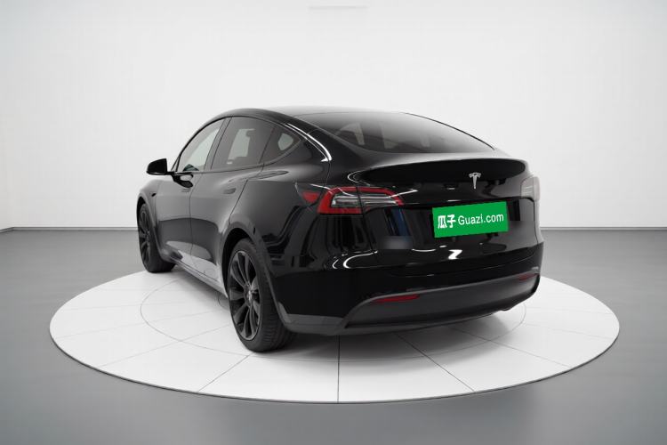 Used Tesla Model Y 2021 Long-Range All-Wheel-Drive Version Rear Left 45 Deg