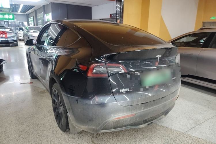Used Tesla Model Y 2021 Long-Range All-Wheel-Drive Version Rear Left 45 Deg