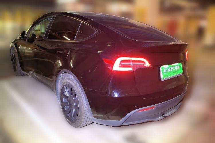 Used Tesla Model Y 2021 Standard Range Rear-Wheel Drive Version Rear Left 45 Deg