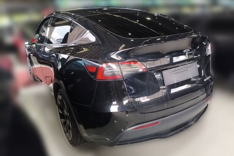 Used Tesla Model Y 2021 Revised Version 2 Long-Range All-Wheel-Drive Edition Rear Left 45 Deg