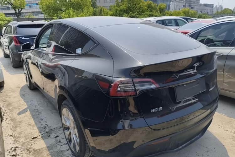 Used Tesla Model Y 2021 Standard Range Rear-Wheel Drive Version Rear Left 45 Deg