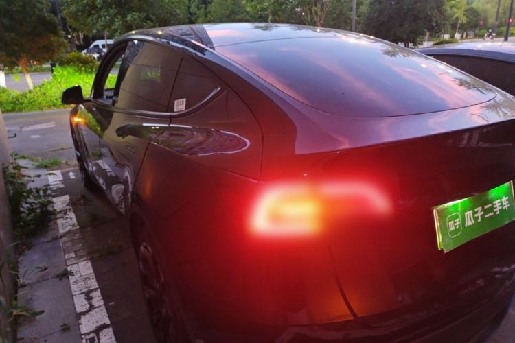 Used Tesla Model Y 2021 Standard Range Rear-Wheel Drive Version Rear Left 45 Deg