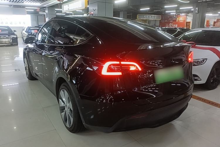 Used Tesla Model Y 2021 Standard Range Rear-Wheel Drive Version Rear Left 45 Deg