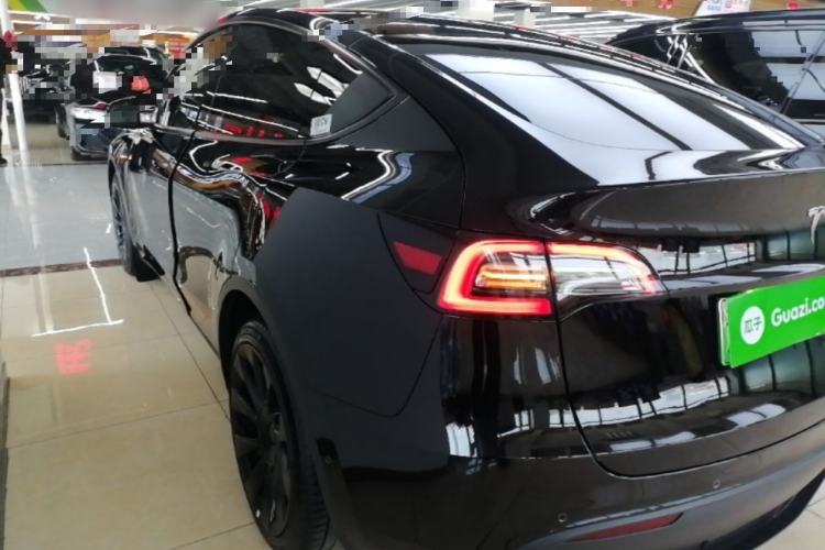 Used Tesla Model Y 2021 Long-Range All-Wheel-Drive Version 3D7 Rear Left 45 Deg