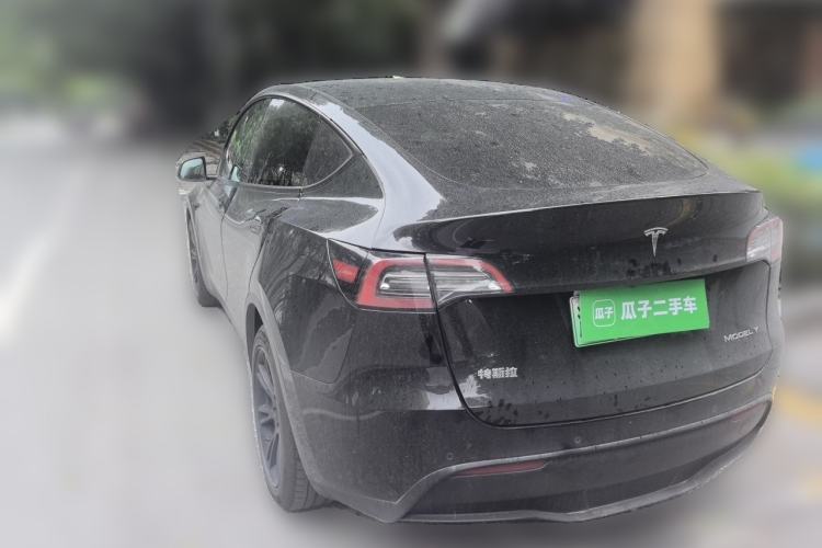 Used Tesla Model Y 2021 Long-Range All-Wheel-Drive Version Rear Left 45 Deg