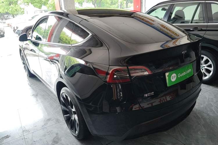 Used Tesla Model Y 2021 Long-Range All-Wheel-Drive Version 3D7 Rear Left 45 Deg