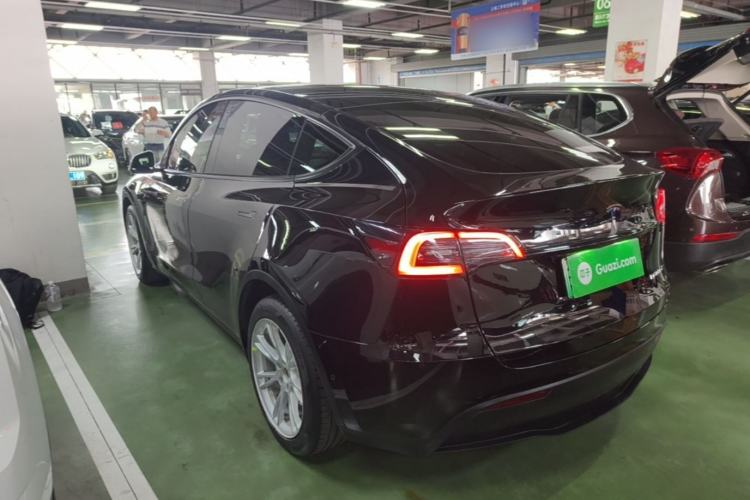 Used Tesla Model Y 2021 Long-Range All-Wheel-Drive Version Rear Left 45 Deg