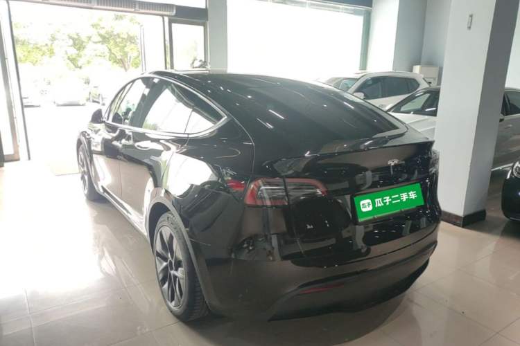 Used Tesla Model Y 2021 Standard Range Rear-Wheel Drive Version Rear Left 45 Deg
