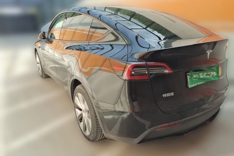 Used Tesla Model Y 2021 Standard Range Rear-Wheel Drive Version Rear Left 45 Deg