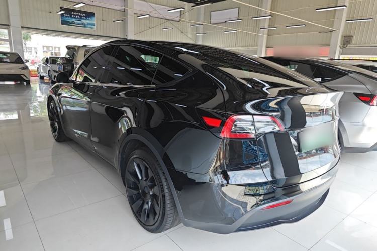 Used Tesla Model Y 2021 Standard Range Rear-Wheel Drive Version Rear Left 45 Deg