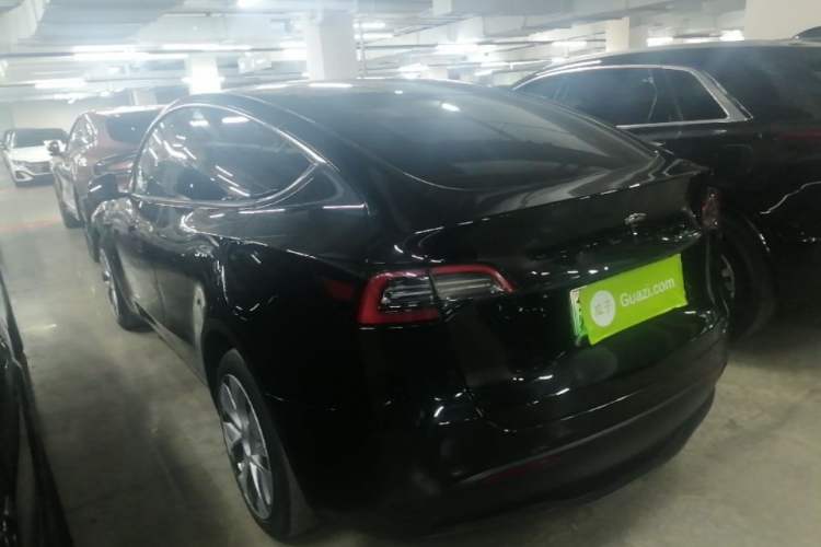 Used Tesla Model Y 2021 Standard Range Rear-Wheel Drive Version Rear Left 45 Deg