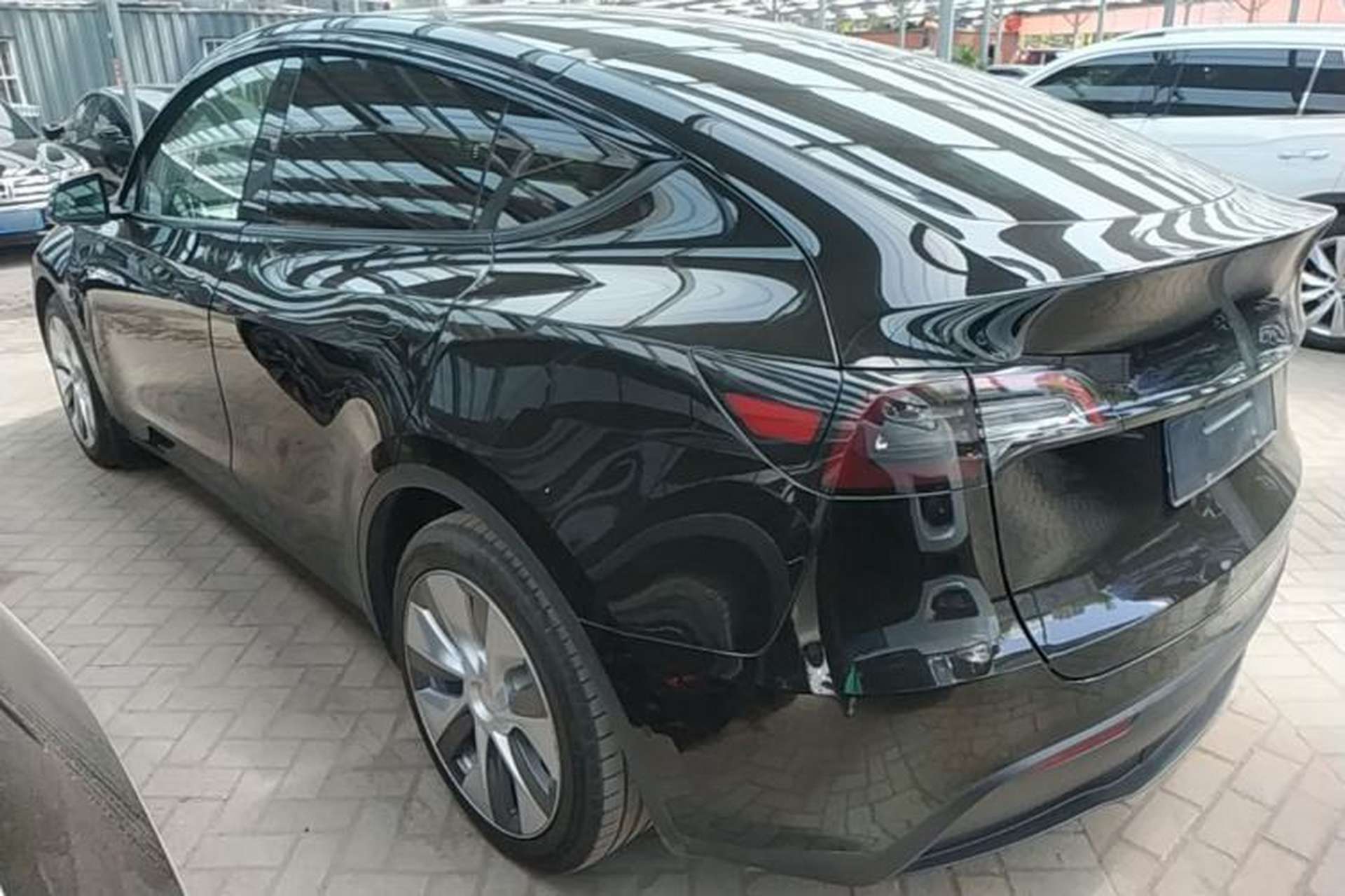 Used Tesla Model Y 2021 Standard Range Rear-Wheel Drive Version Rear Left 45 Deg