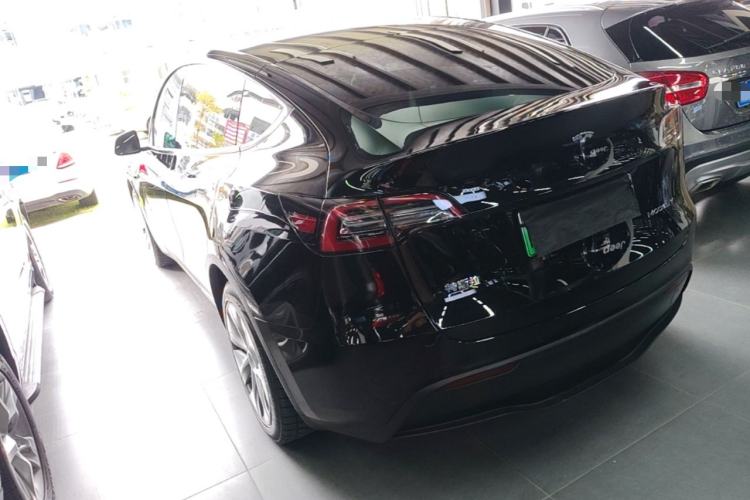 Used Tesla Model Y 2021 Long-Range All-Wheel-Drive Version 3D7 Rear Left 45 Deg