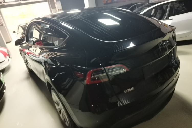 Used Tesla Model Y 2021 Long-Range All-Wheel-Drive Version 3D7 Rear Left 45 Deg