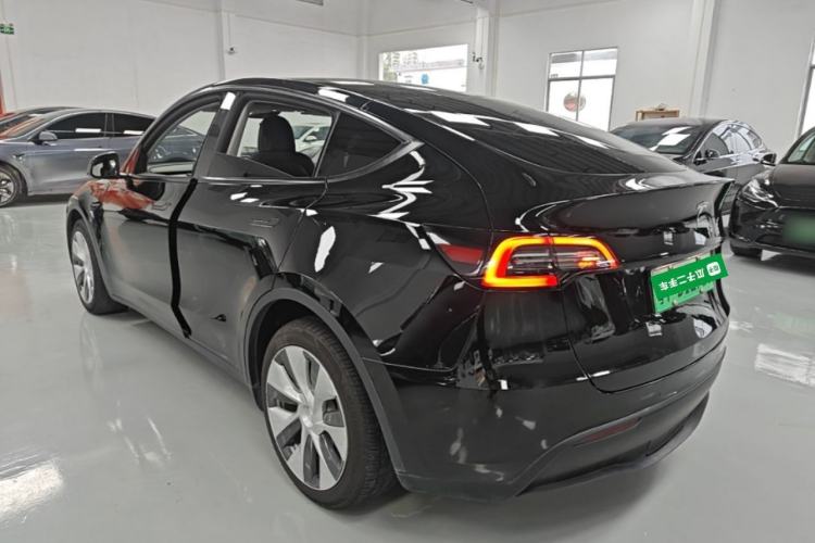 Used Tesla Model Y 2021 Long-Range All-Wheel-Drive Version Rear Left 45 Deg