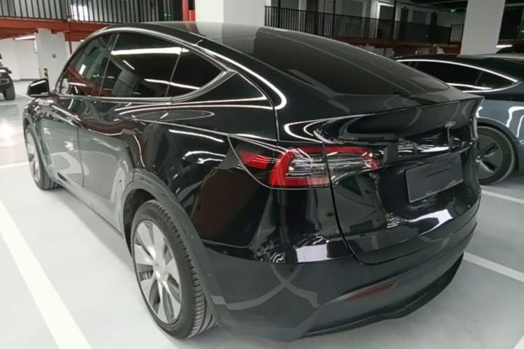 Used Tesla Model Y 2021 Standard Range Rear-Wheel Drive Version Rear Left 45 Deg