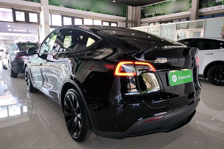 Used Tesla Model Y 2021 Standard Range Rear-Wheel Drive Version Rear Left 45 Deg
