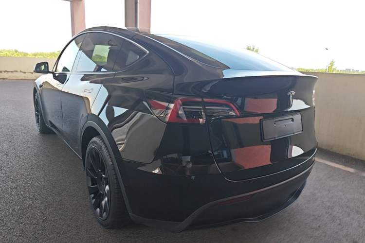 Used Tesla Model Y 2021 Standard Range Rear-Wheel Drive Version Rear Left 45 Deg