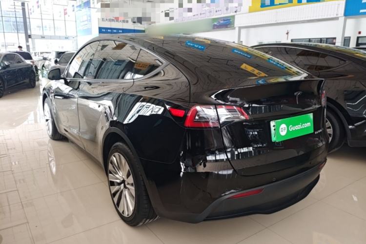 Used Tesla Model Y 2021 Revised Version 2 Long-Range All-Wheel-Drive Edition Rear Left 45 Deg