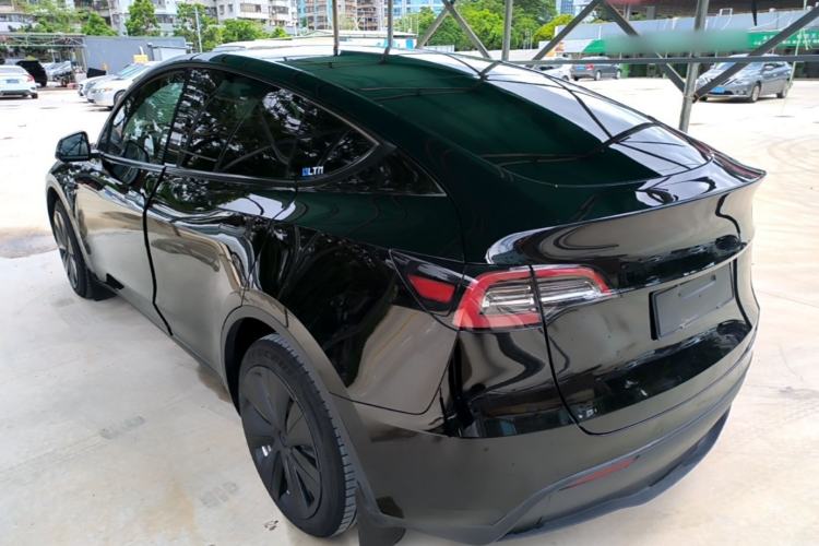 Used Tesla Model Y 2021 Revised Version 2 Long-Range All-Wheel-Drive Edition Rear Left 45 Deg