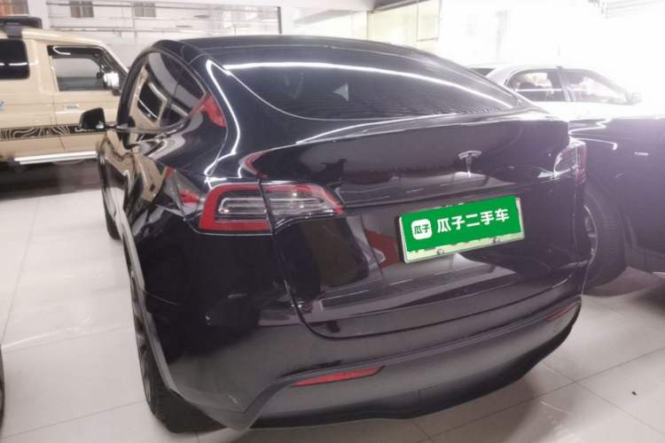 Used Tesla Model Y 2021 Long-Range All-Wheel-Drive Version 3D7 Rear Left 45 Deg
