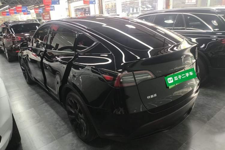 Used Tesla Model Y 2021 Standard Range Rear-Wheel Drive Version Rear Left 45 Deg