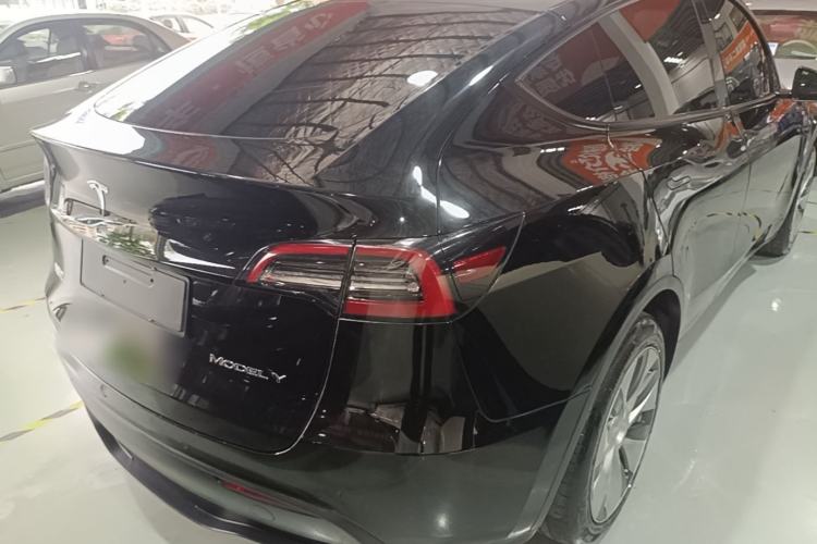 Used Tesla Model Y 2021 Standard Range Rear-Wheel Drive Version Rear Left 45 Deg