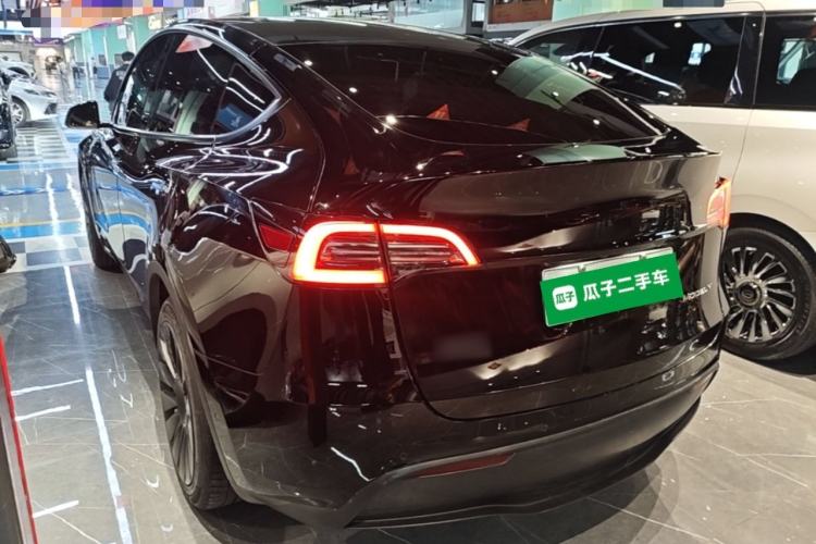 Used Tesla Model Y 2021 Standard Range Rear-Wheel Drive Version Rear Left 45 Deg