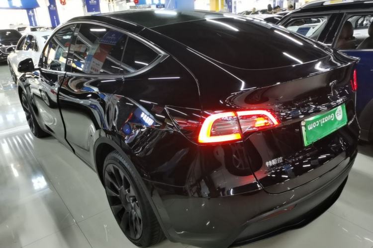 Used Tesla Model Y 2021 Standard Range Rear-Wheel Drive Version Rear Left 45 Deg